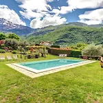 La Corte With Amazing Pool And Garden *