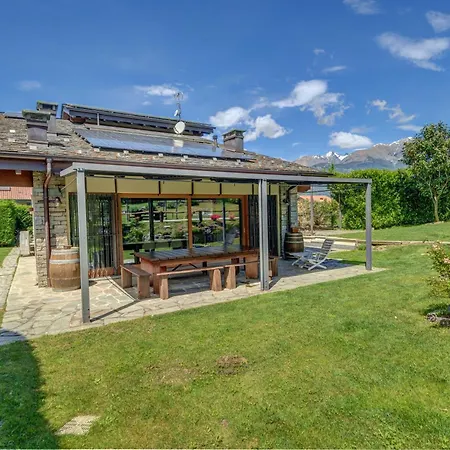 La Corte With Amazing Pool And Garden