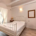 La Corte With Amazing Pool And Garden