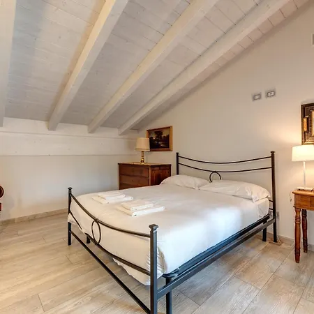 Villa La Corte With Amazing Pool And Garden