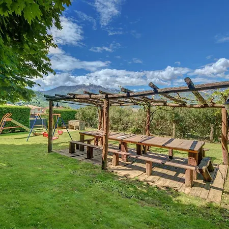 La Corte With Amazing Pool And Garden Colico