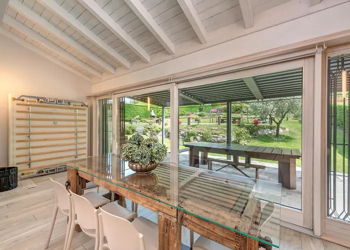 La Corte With Amazing Pool And Garden