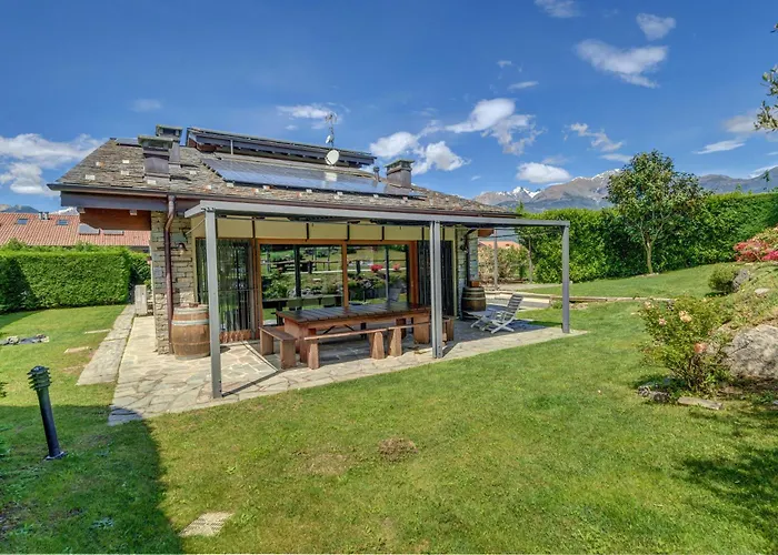 La Corte With Amazing Pool And Garden