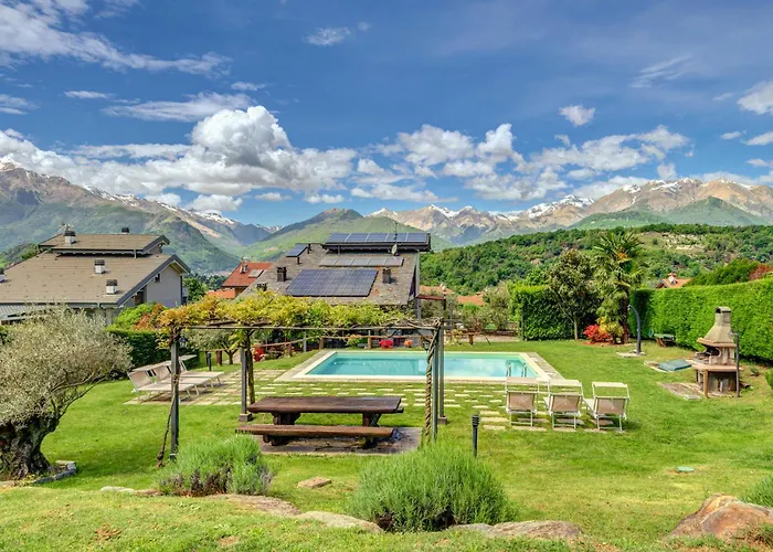 La Corte With Amazing Pool And Garden