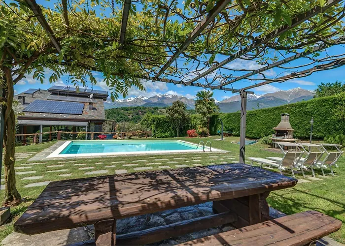 Villa La Corte With Amazing Pool And Garden